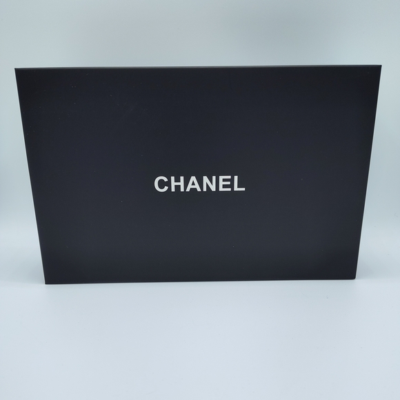 CHANEL Neoprene Black Beauty Pouch w Box VIP GWP Makeup Tech Bag NIB - Picture 8 of 10